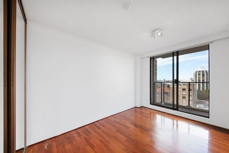 Magnificent Views Over Sydney - Photo 3