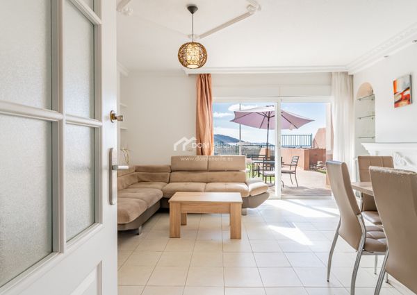 Chalet adosado · Alquiler a largo plazo ·