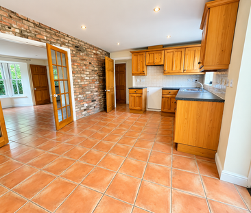3 bedroom terraced house to rent - Photo 5