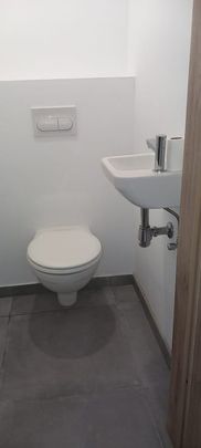 Appartement te huur - Photo 1