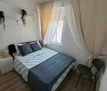 Carrer del Reverend Josep Noguera, Valencia, Valencian Community 46017 - Photo 6