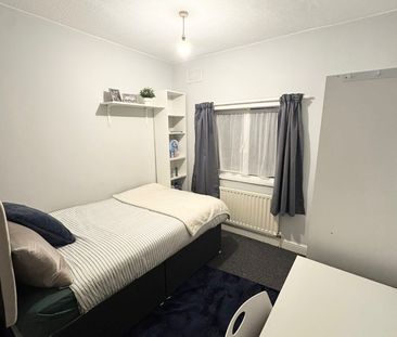 Room in a Shared House, Kingsland Avenue, CV5 - Photo 6