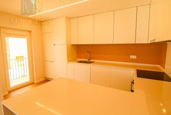 Apartamento T1+1 em Setúbal
