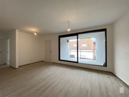 Appartement met 1-slaapkamer, ruim terras en parkeerplaats - Photo 4