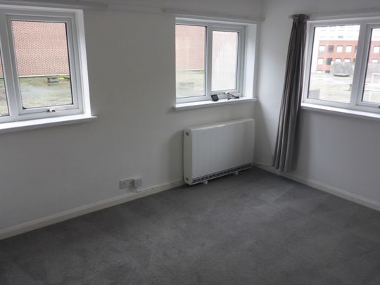 1 bed Apartment - To Let - Photo 1