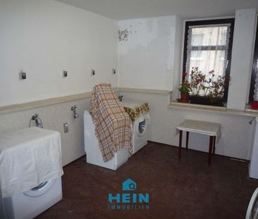 Gemütliche 3-Raum Wohnung in zentrumsnaher Lage mit schöner Einbauk... - Photo 1