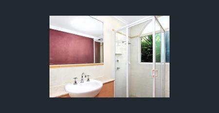 Beachfront Living with Panoramic Yacht Basin Views - Photo 4