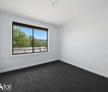 Renovated 3 Bedroom Home in Herdsmans Cove - Photo 5