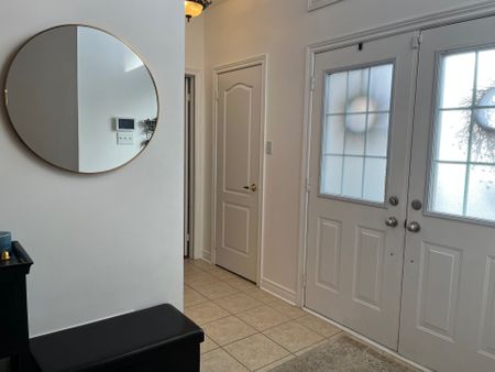 For Lease - 56 Destino Crescent, Vaughan, Ontario - Photo 5