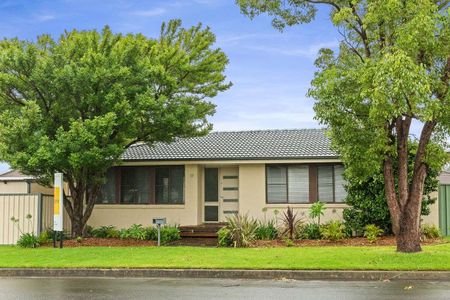 17 Hughes Drive, Albion Park, NSW 2527 - Photo 5