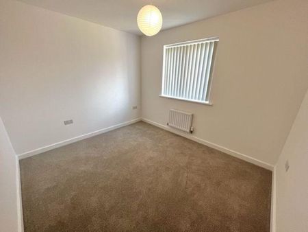 3 bedroom semi-detached house to rent - Photo 3