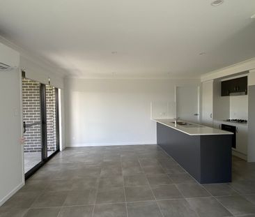Brand New Unit In Quiet Cul-de-sac - Photo 4