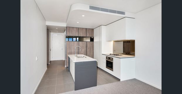 905/232 Wellington Road, Kangaroo Point, Qld 4169 - Photo 1