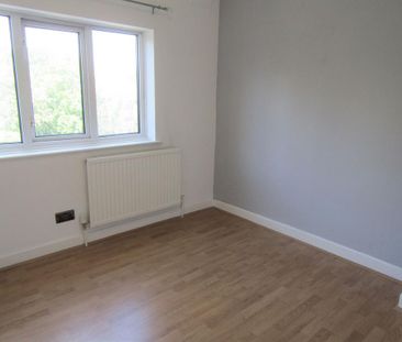 2 bedroom house to rent - Photo 2