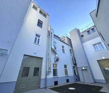 Dachgeschossausbau mit Terrasse & Klimaanlage - Erstbezug - Photo 6