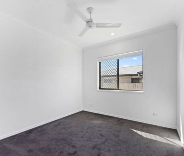 Perfect Upper Coomera Family Home - Photo 6
