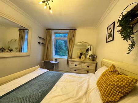 Room in a Shared Flat, Juniper House, SE14 - Photo 3