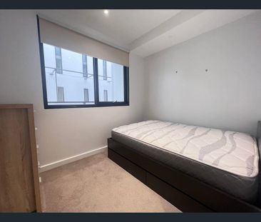 Furnished Two-Bedroom Living in the Heart of Blackburn - Photo 2