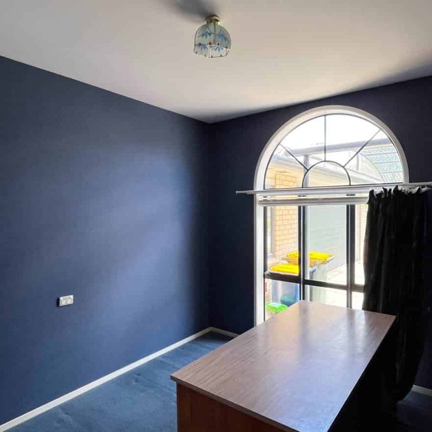 Glendale Delight ! - Photo 1