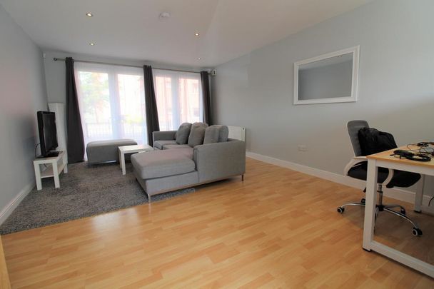 2 bedroom apartment to rent - Photo 1