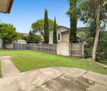 Neat 3 bedroom brick home - Photo 6