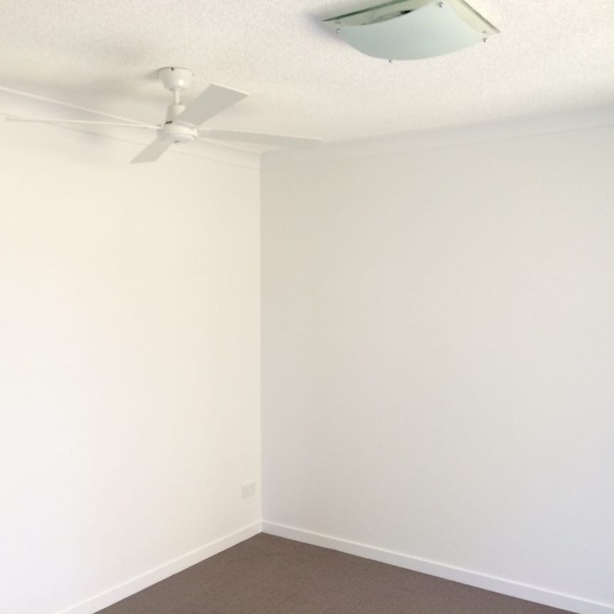 Spacious, Stylish & Secure – Your Ideal Home Awaits in Labrador! - Photo 1