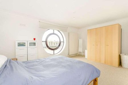 St Katharines Way, Wapping, E1W - Photo 4