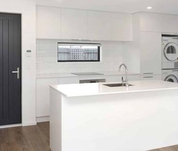Contemporary and fuss-free living - Photo 1