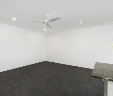 5/45 Lagoon Street, - Photo 3