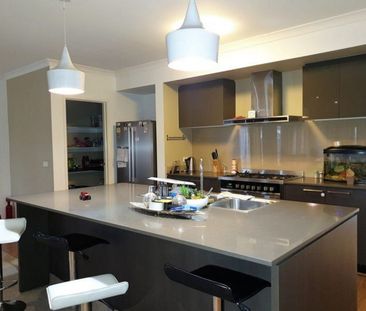 Affordable Family Living in Craigieburn - Photo 1