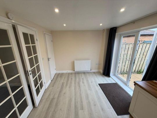 3 bedroom house to rent - Photo 1