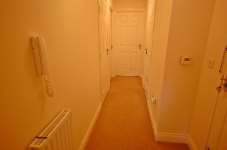 2 bedroom apartment to rent - Photo 5