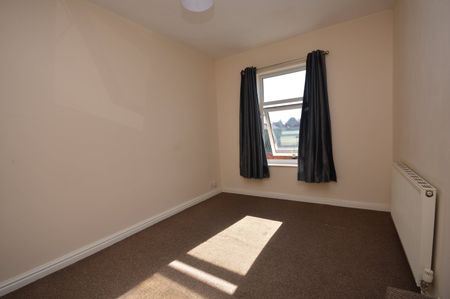 1 bedroom apartment - Photo 2