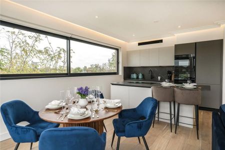 3 bedroom flat to rent - Photo 4