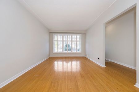 For Lease - 33A Alcan Avenue, Toronto, Ontario - Photo 2