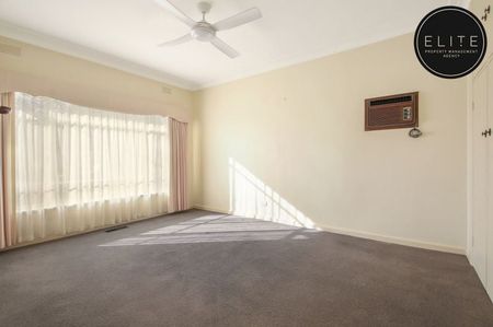 251 Mount Street, East Albury - Photo 2