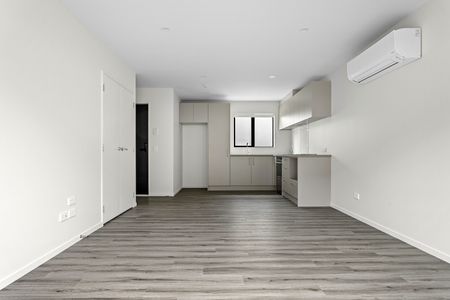 Well positioned 2 bedroom in Merivale - Photo 4