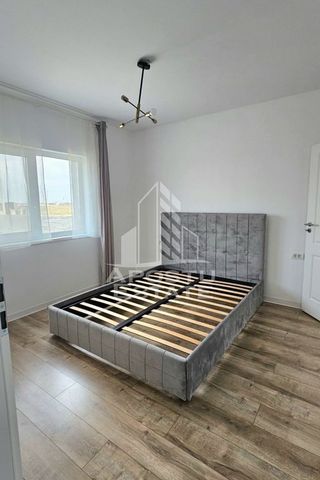 Duplex pe parter,3 camere,2 bai,Urseni - Fotografie 3