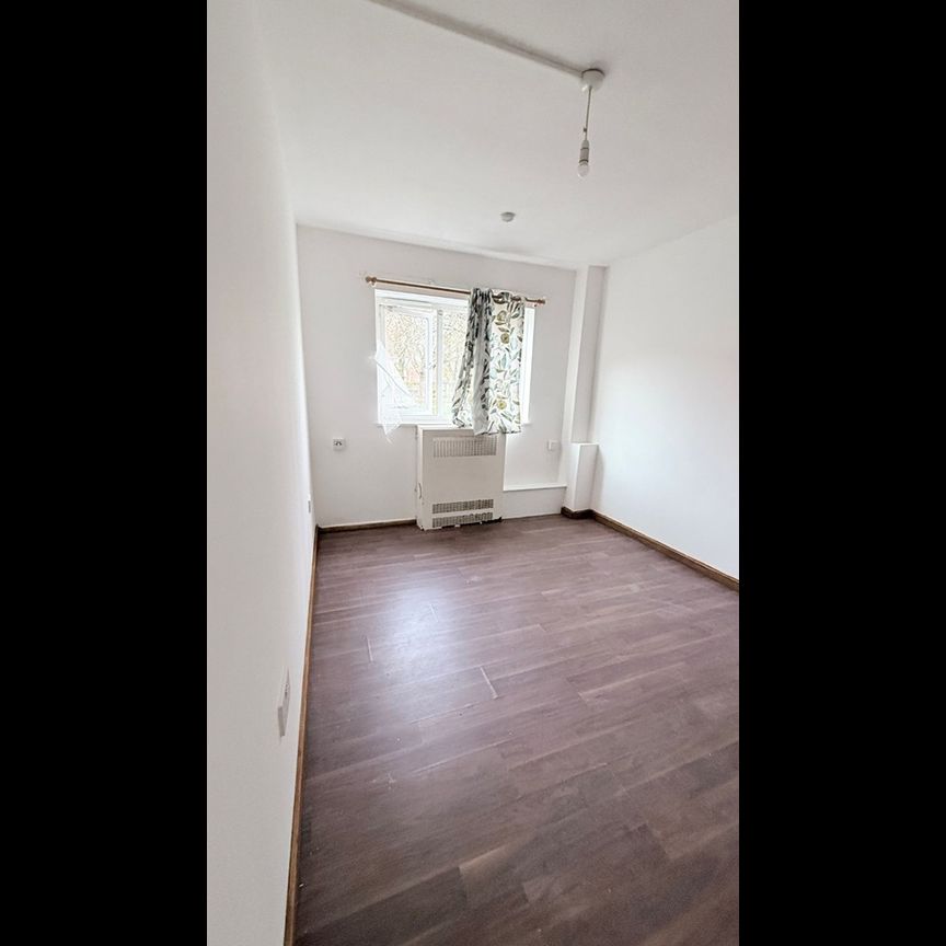 2 Bed Flat, Herrick Lodge, LE4 - Photo 1