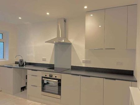 Barnfield Road, Orpington, Kent, BR5 - Photo 3