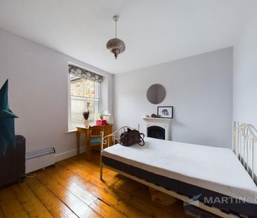 3 bedroom terraced house to rent - Photo 2