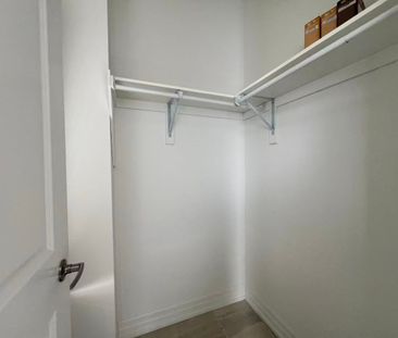 For Lease - 158 Frank Kelly Drive, East Gwillimbury, Ontario - Photo 2