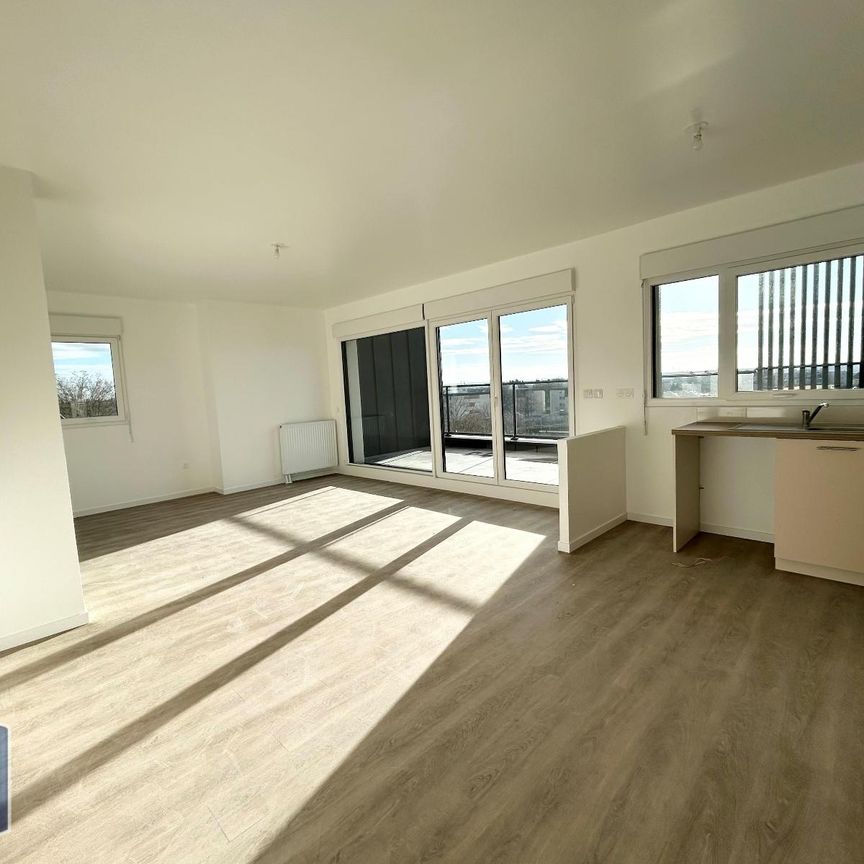 Location Appartement 5 pièces 103m² CAEN 14000 - Photo 1