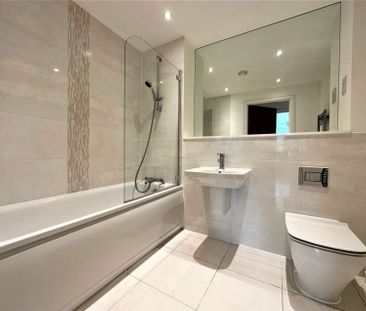 West Plaza, Town Lane, Stanwell,TW19 - Photo 5