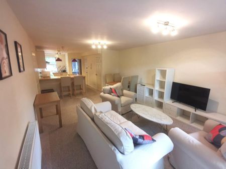 2 bedroom apartment to rent - Photo 2