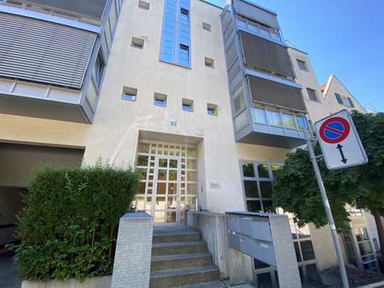 Charming city apartment - Photo 1