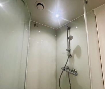 Standard Studio - Photo 2