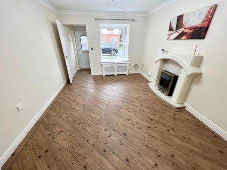 3 bedroom semi-detached house to rent - Photo 4