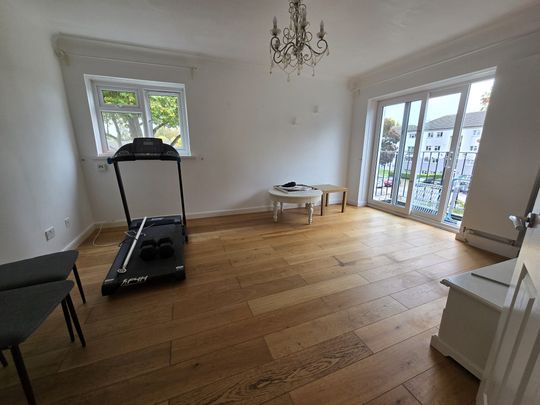 Winvale, Slough - Photo 1