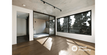 Enjoy living where the City meets the Sea. - Photo 4